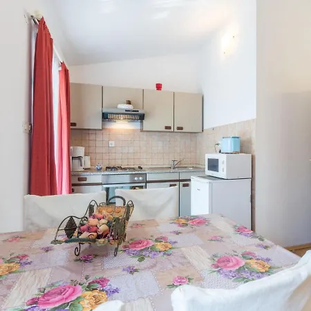 Appartement Nena-3 By Interhome Nova Vas (Porec)
