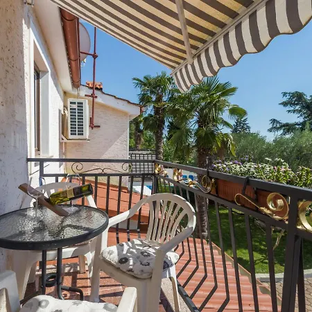 Nena-3 By Interhome Apartamento