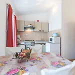 Διαμέρισμα Nena-3 By Interhome Nova Vas (Porec)