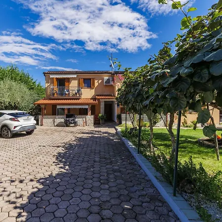 Appartamento Nena-3 By Interhome Nova Vas (Porec)